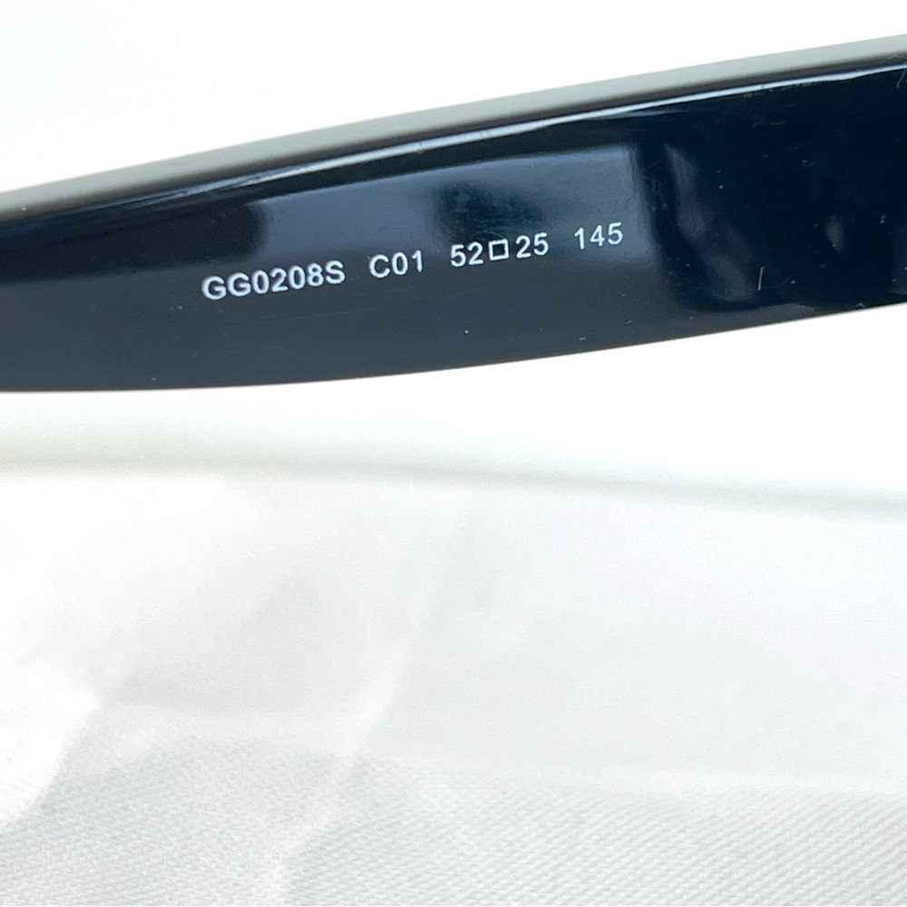 GUCCI Italy GG0208S Crystal Star Cat Eye Gray Gradient Lens Black Frame Sunglass - Picture 11 of 15